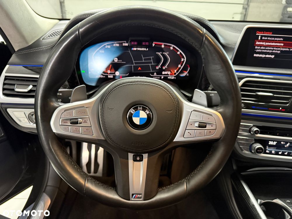 BMW Seria 7 - 22