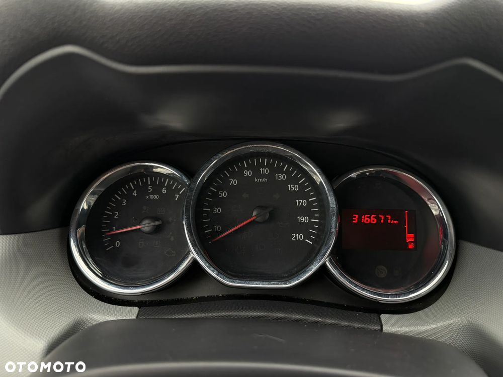 Dacia Duster 1.6 Euro5 - 13