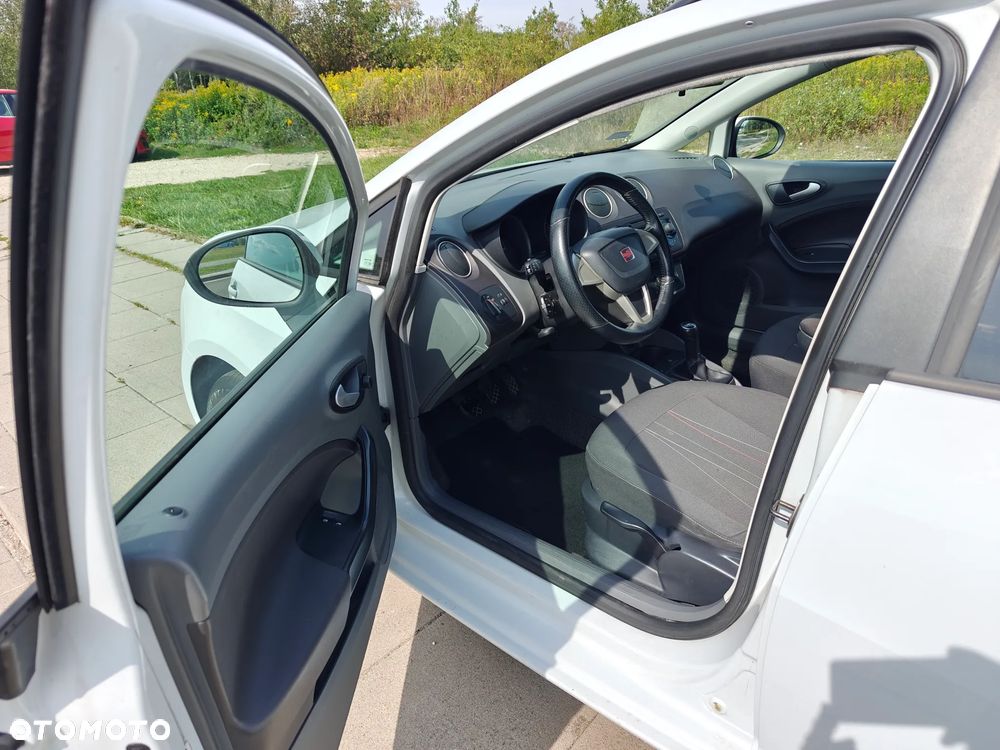 Seat Ibiza ST 1.4 16V Style - 27