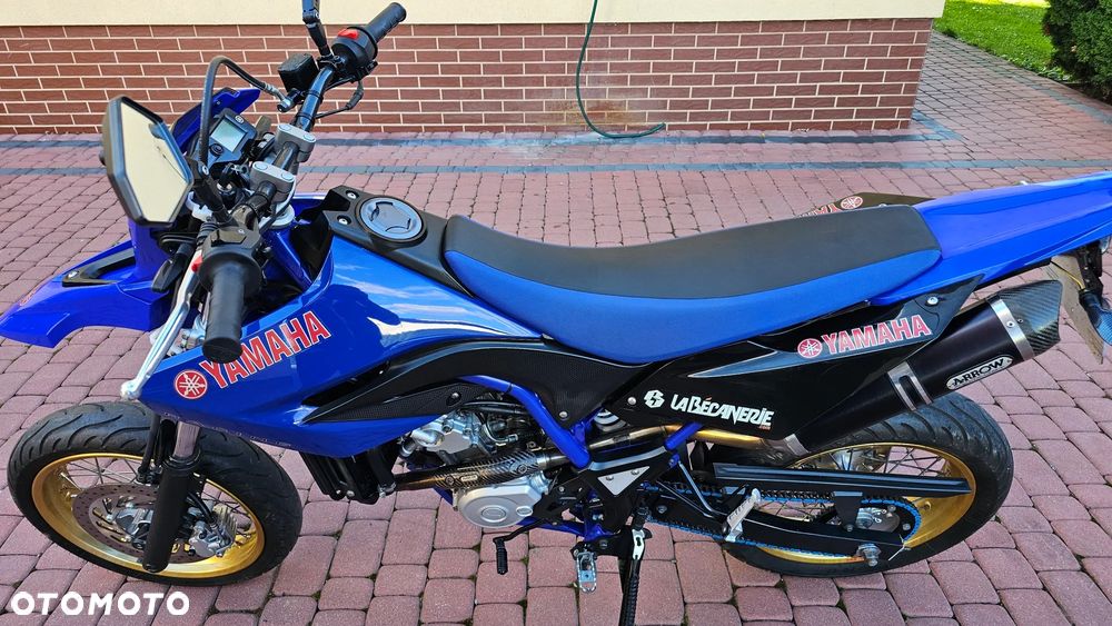 Yamaha WR - 27
