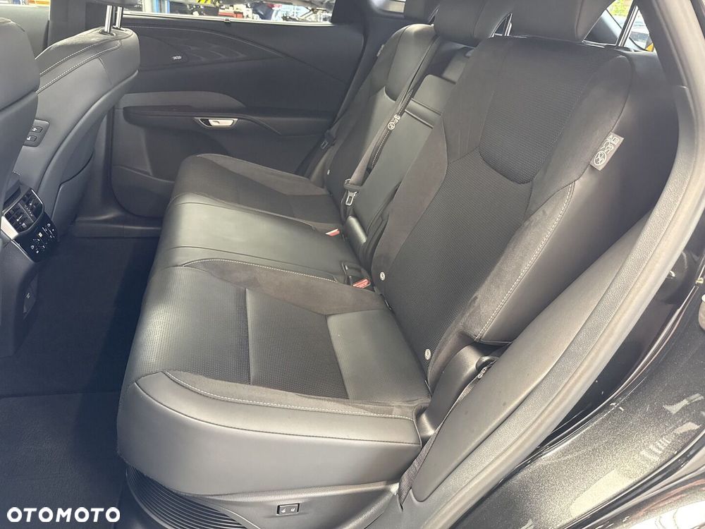 Lexus RX - 15
