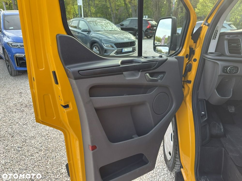 Ford Transit Custom - 12