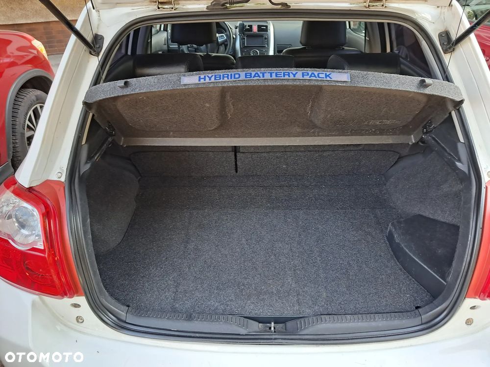 Toyota Auris 1.8 HSD Prestige NAVI - 12