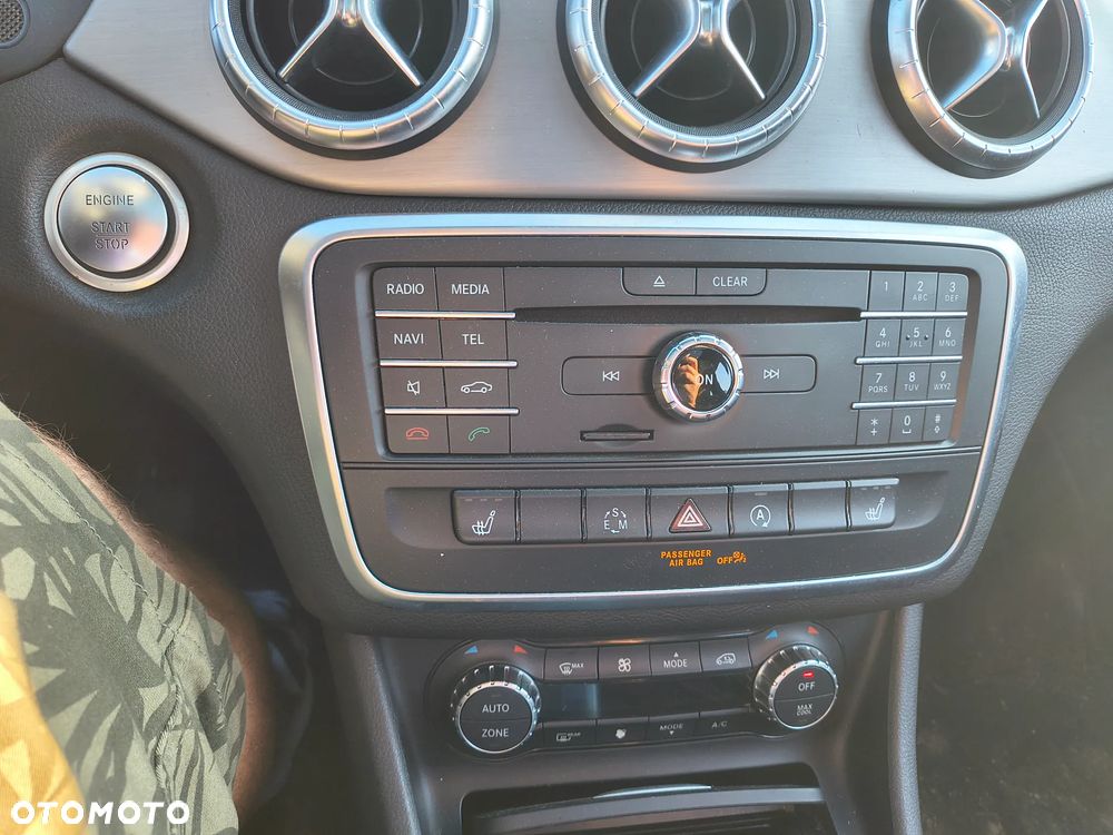 Mercedes-Benz CLA 250 7G-DCT Sport - 11
