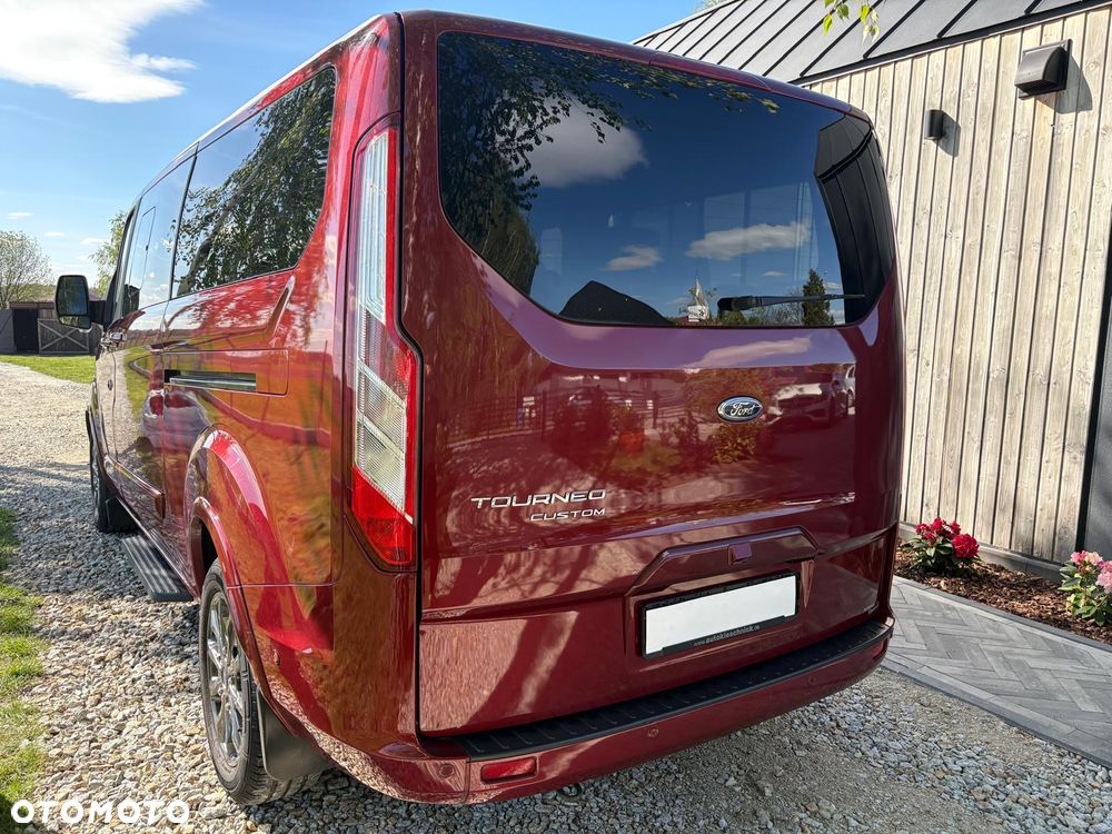 Ford Tourneo Custom 320 L2H1 VA Autm Titanium - 12