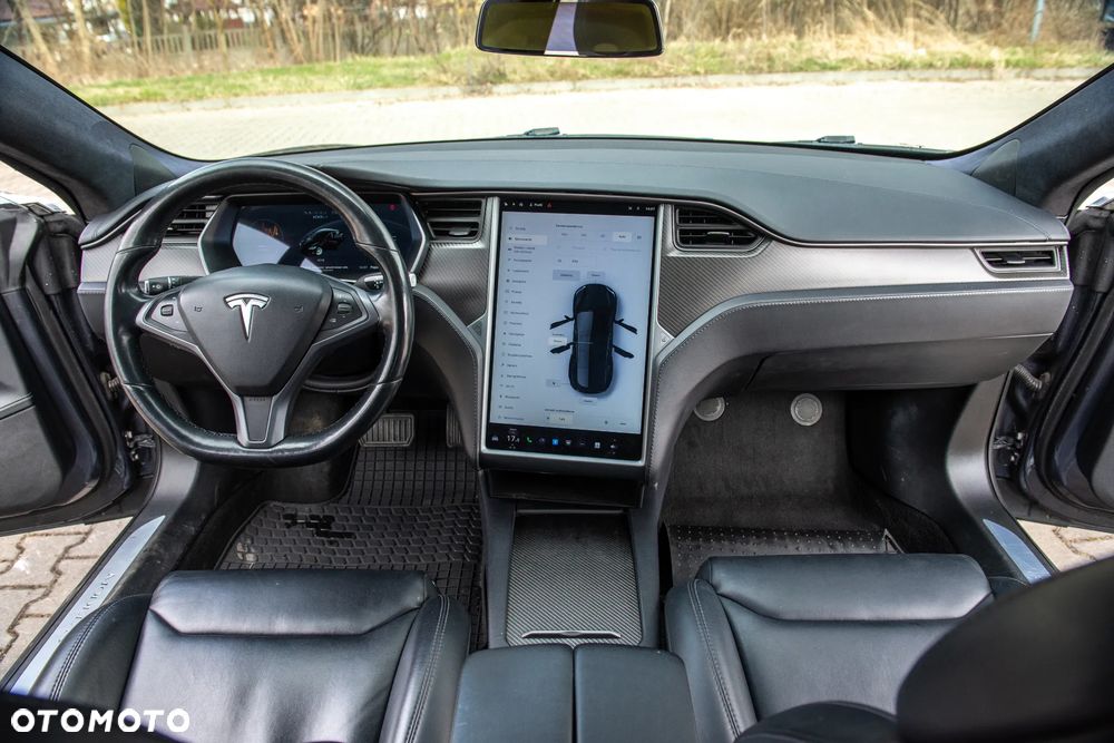 Tesla Model S Long Range Plus - 22