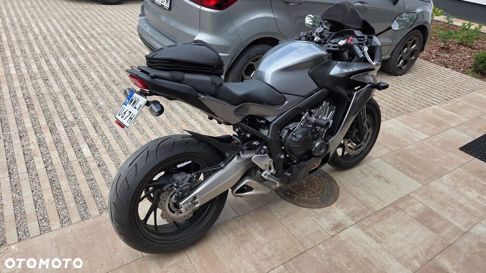 Honda CBR - 3