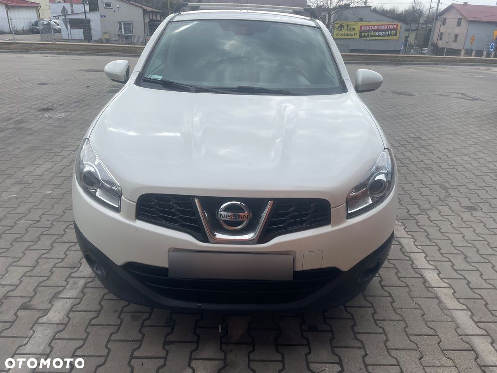 Nissan Qashqai - 2