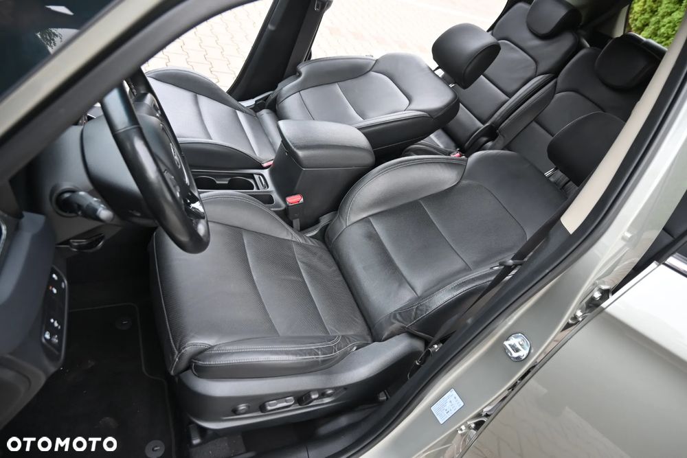 Kia Carens 2.0 GDI Automatik Edition 7 - 30