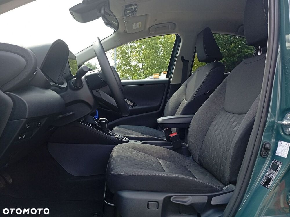 Toyota Yaris Hybrid 1.5 Style - 14