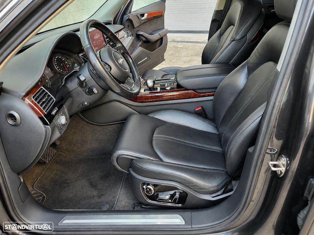 Audi A8 4.2 TDi V8 quattro - 17