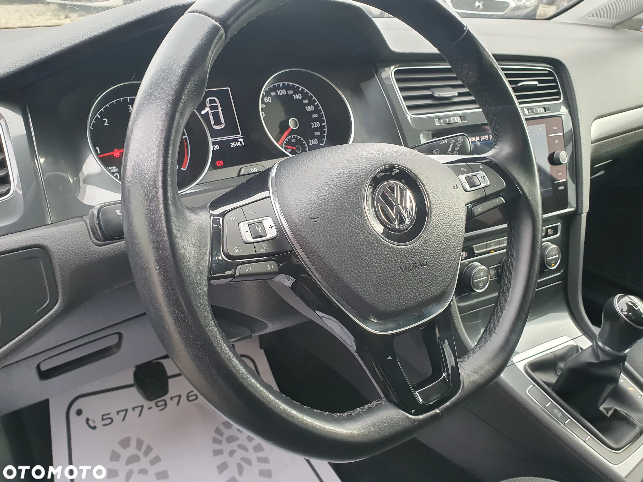Volkswagen Golf 1.6 TDI (BlueMotion Technology) Comfortline - 16