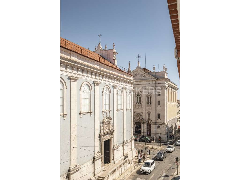 Investimento no Chiado: T2 com Rendimento Garantido - Grande imagem: 3/29