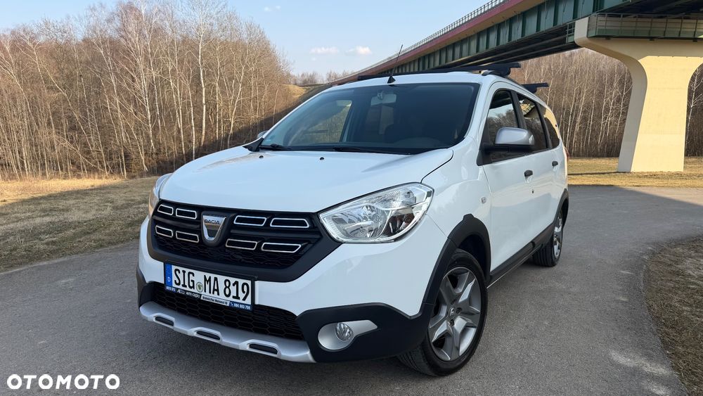 Dacia Lodgy 1.3 TCe Stepway S&S - 1