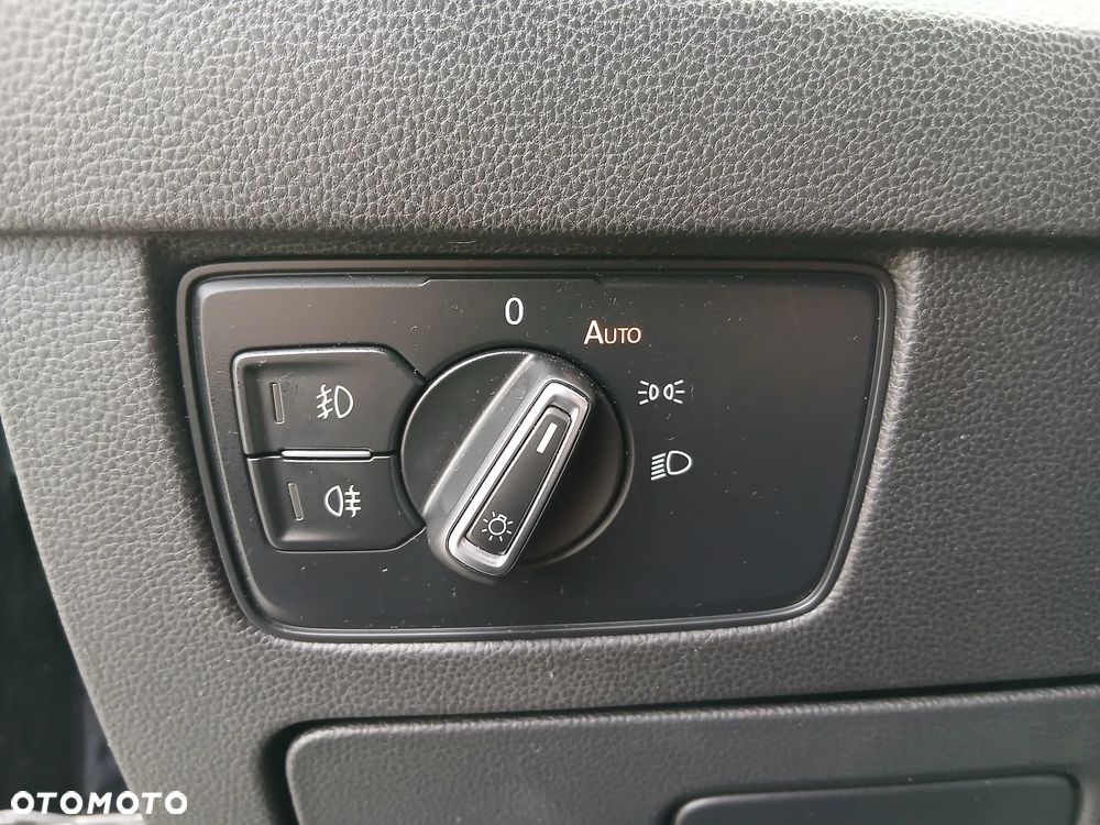 Volkswagen Passat 1.8 TSI BMT Comfortline DSG - 18