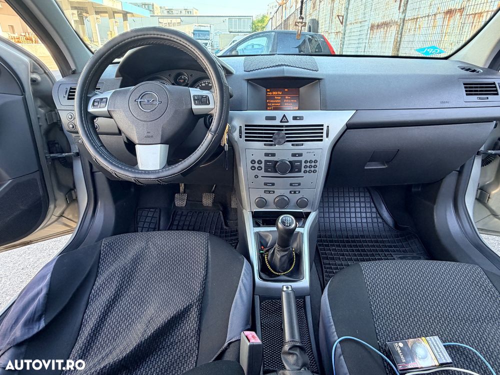 Opel Astra 1.6 - 5