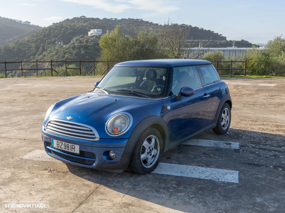MINI 3 Portas Cooper D - 1