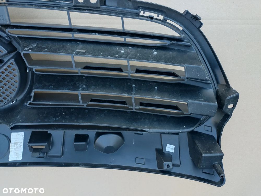 MERCEDES CITAN W420  21- GRILL ATRAPA ORYGINAŁ ! STAN BDB ! - 7