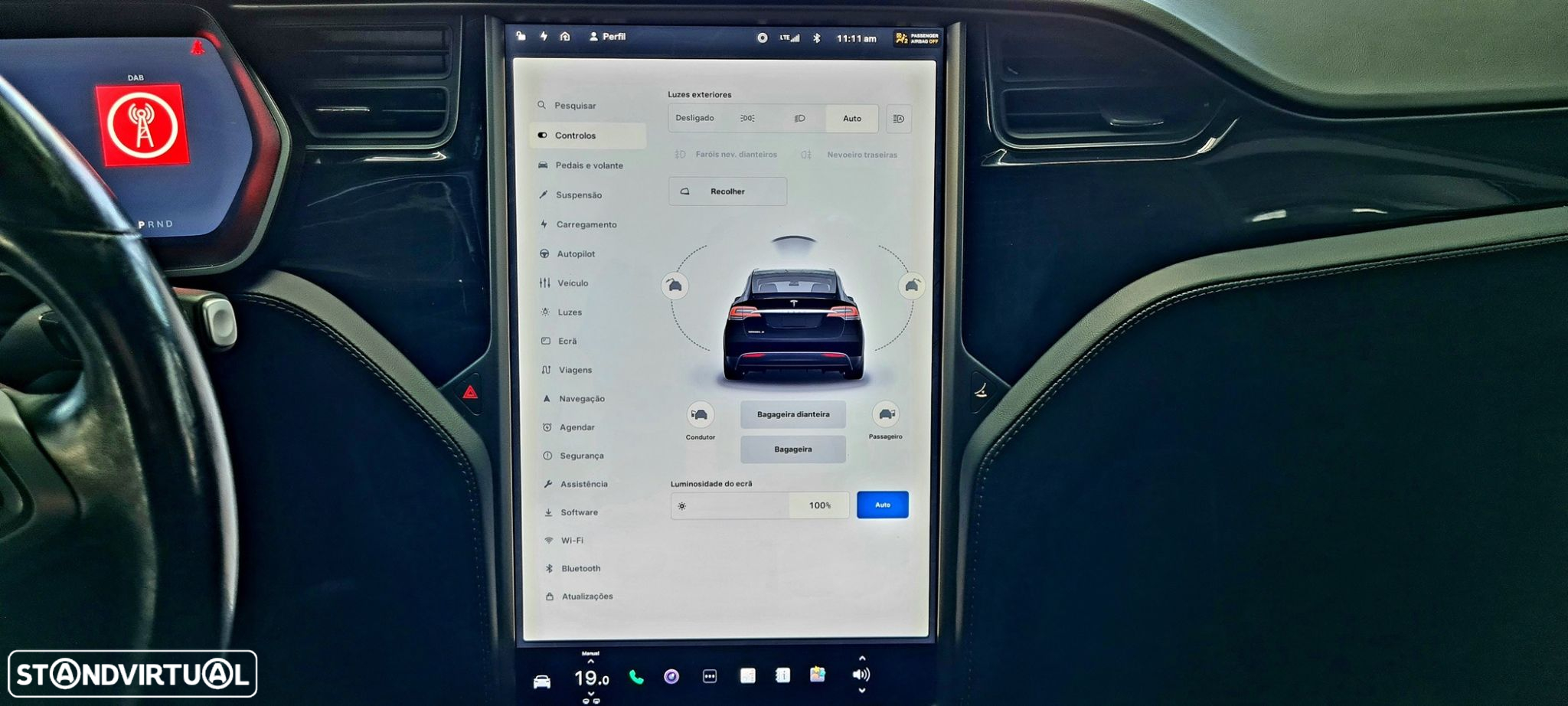 Tesla Model X - 27