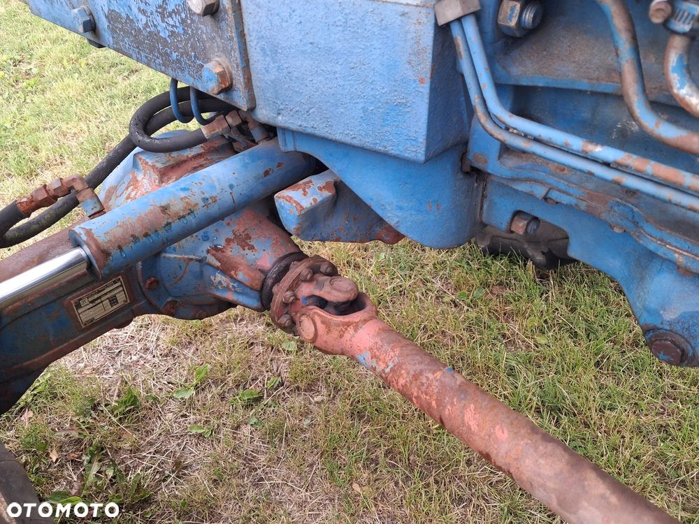 Ford 7700 -7710 - 11