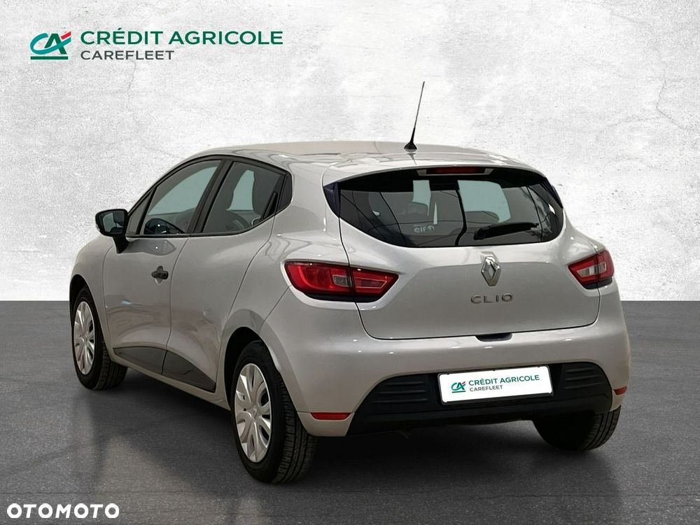 Renault Clio - 8