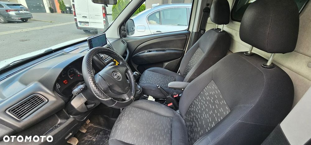 Opel Combo - 10