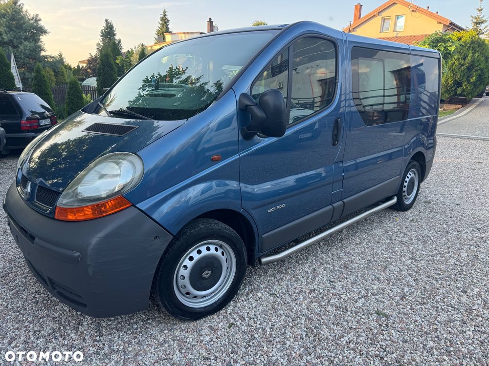 Renault Trafic - 1