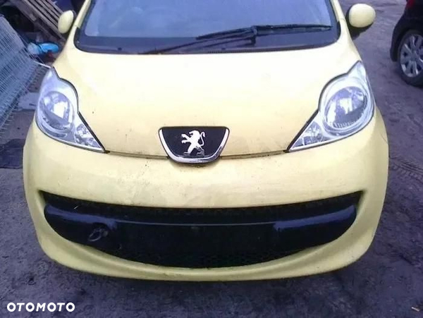 Peugeot 107 zderzak kompletny KBL