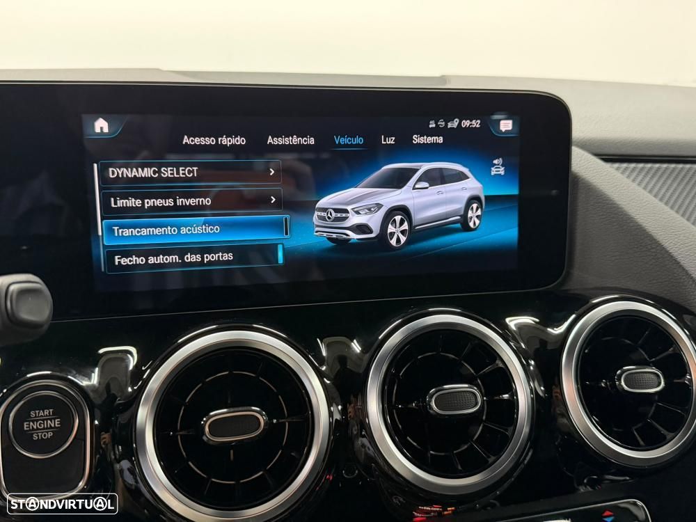 Mercedes-Benz GLA 250 e AMG Line - 32