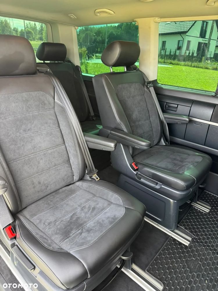 Volkswagen Multivan - 17