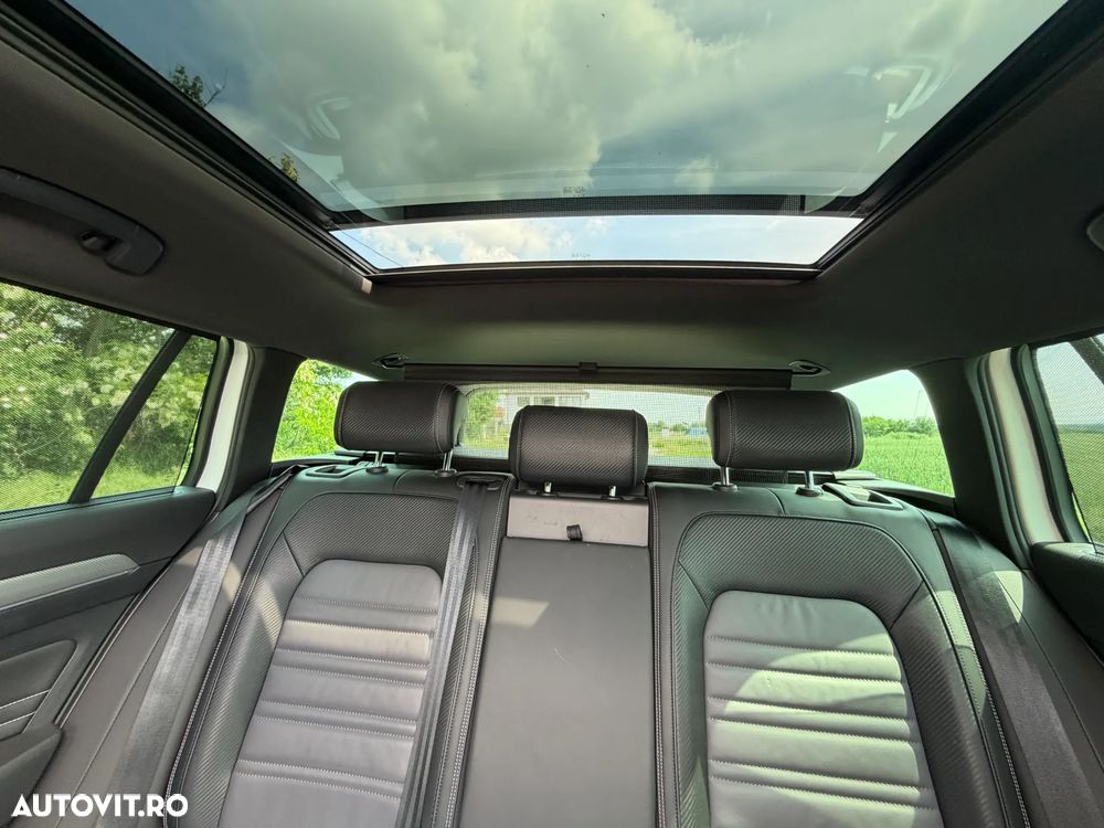 Volkswagen Passat 2.0 TDI SCR 4Motion DSG Elegance - 10