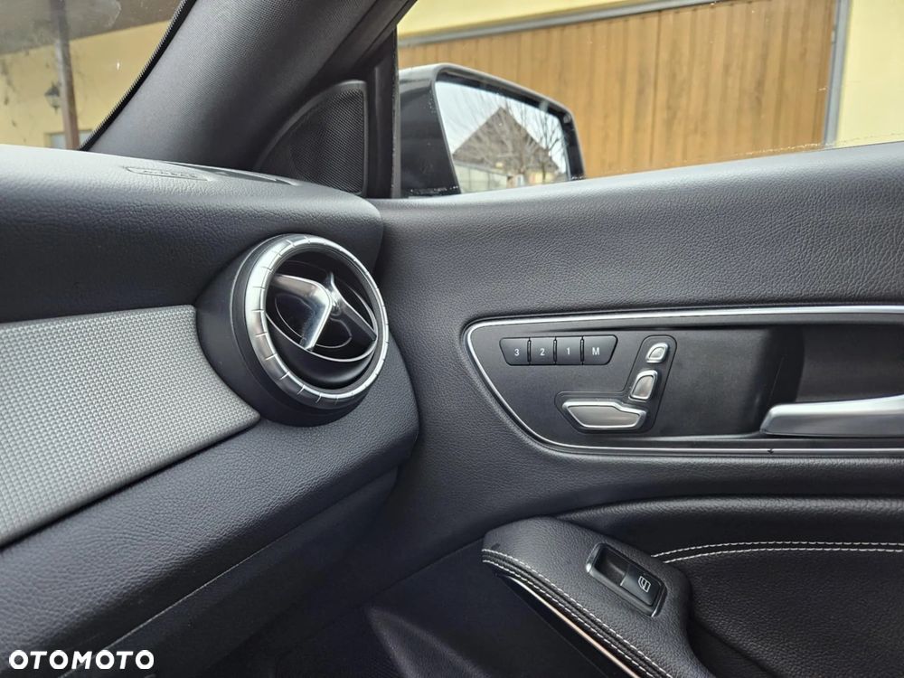 Mercedes-Benz CLA 250 7G-DCT AMG Line - 8