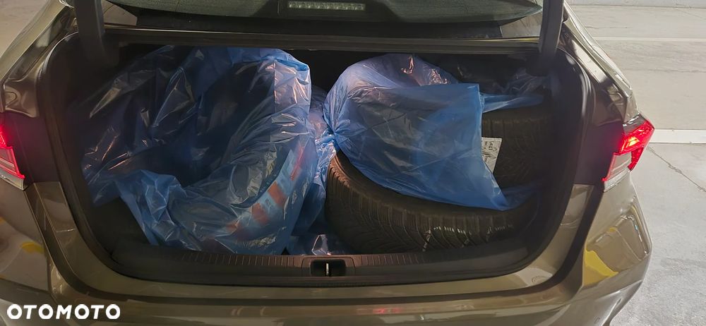 Toyota Corolla 1.5 Comfort - 13