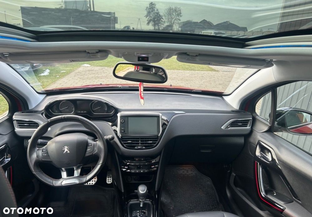 Peugeot 2008 - 8