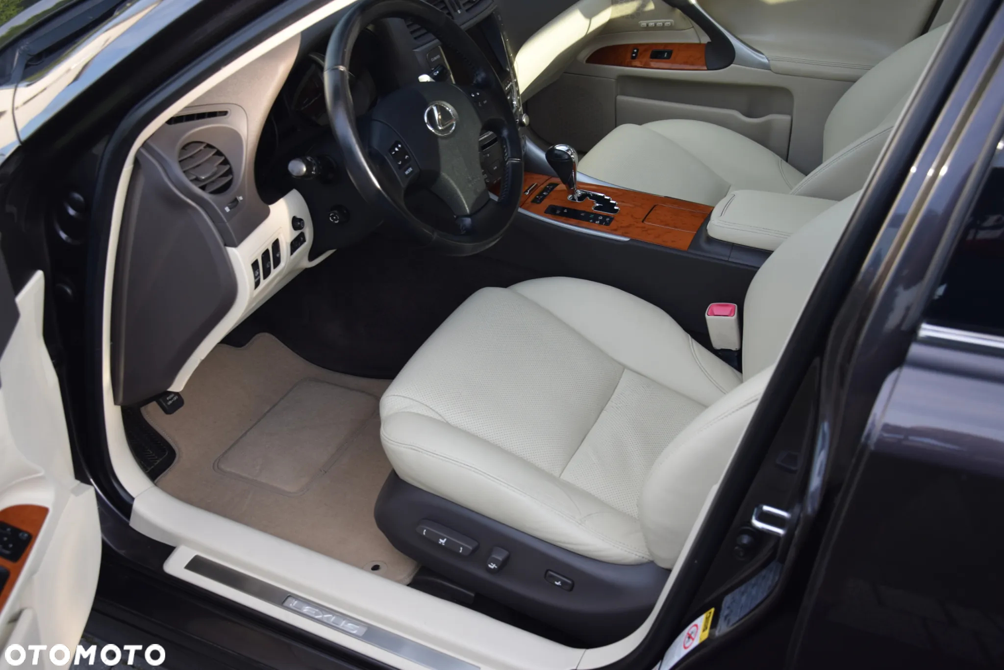 Lexus IS 250 Prestige - 6