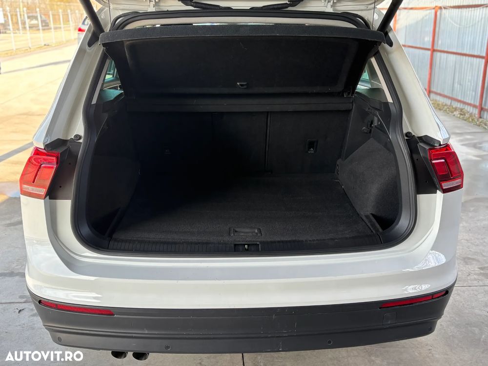 Volkswagen Tiguan 1.6 TDI SCR Comfortline - 10
