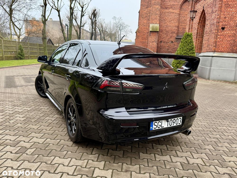 Mitsubishi Lancer - 1