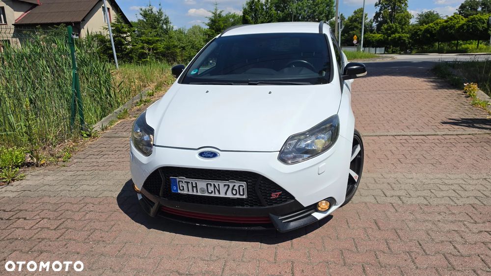 Ford Focus SW 2.0 EcoBoost ST Leather Sport Pack - 30