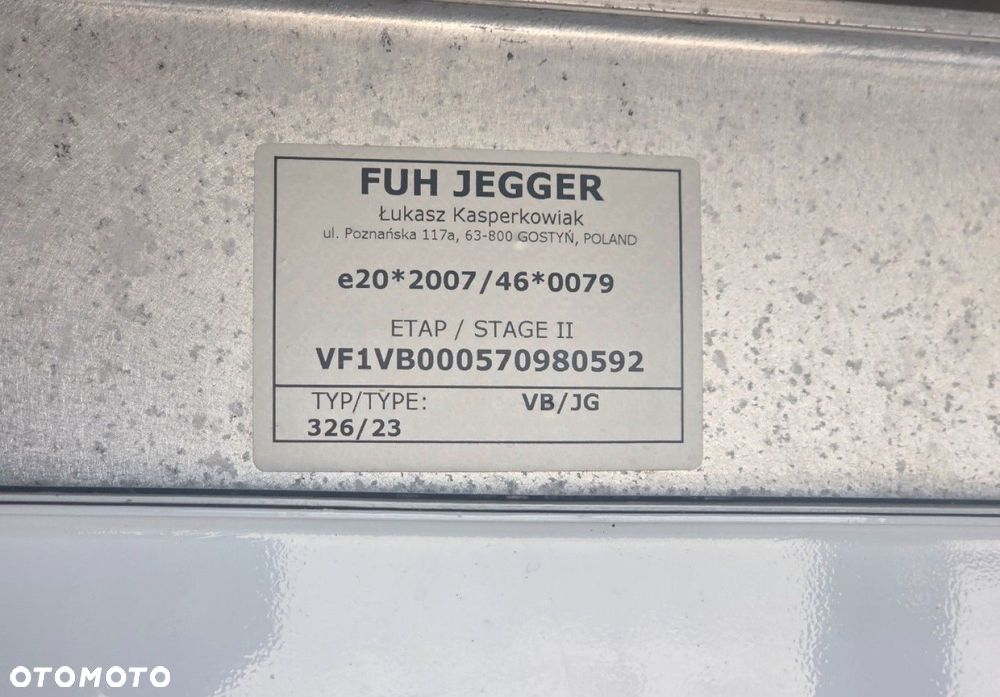 Renault Master - 25