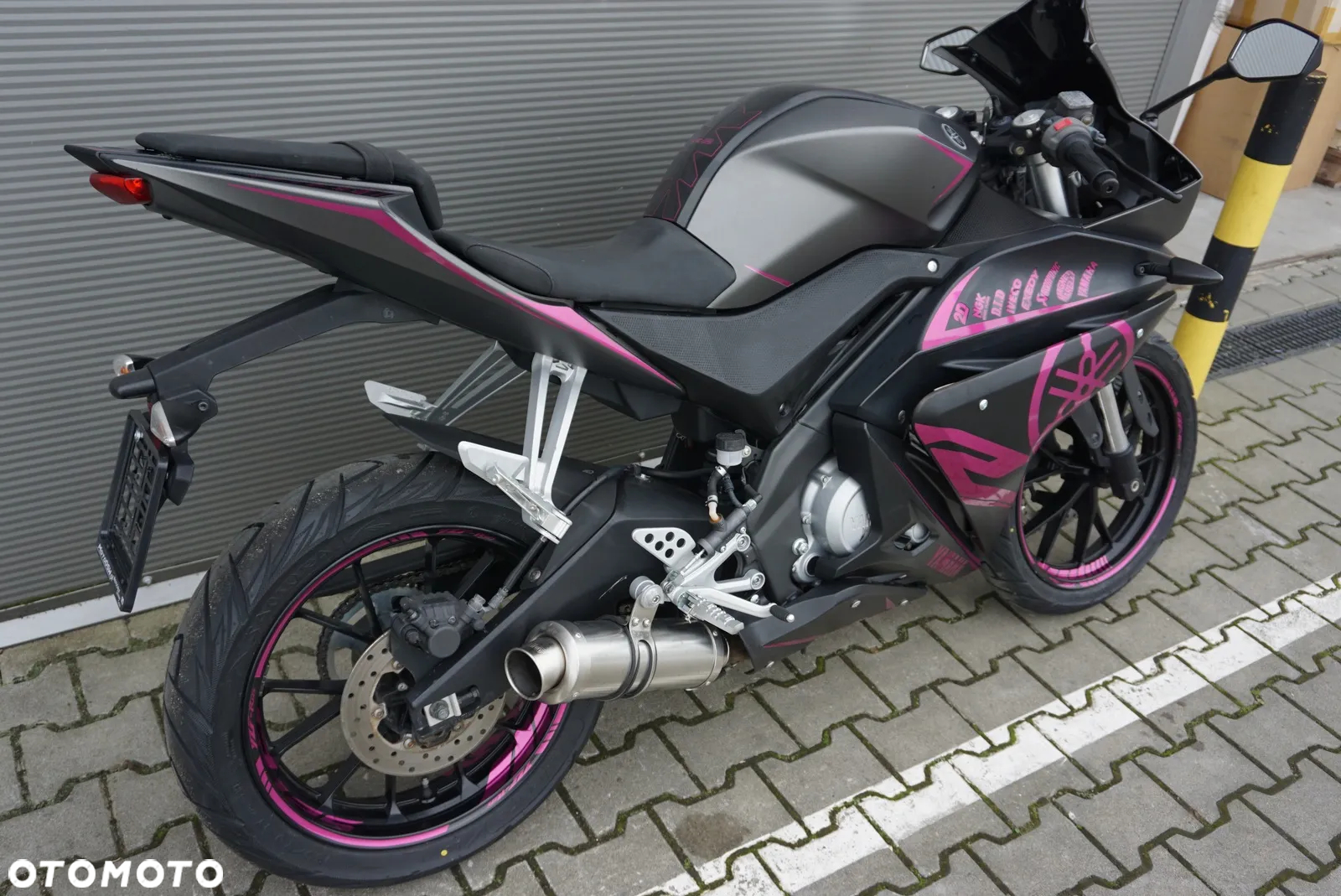Yamaha YZF - 3
