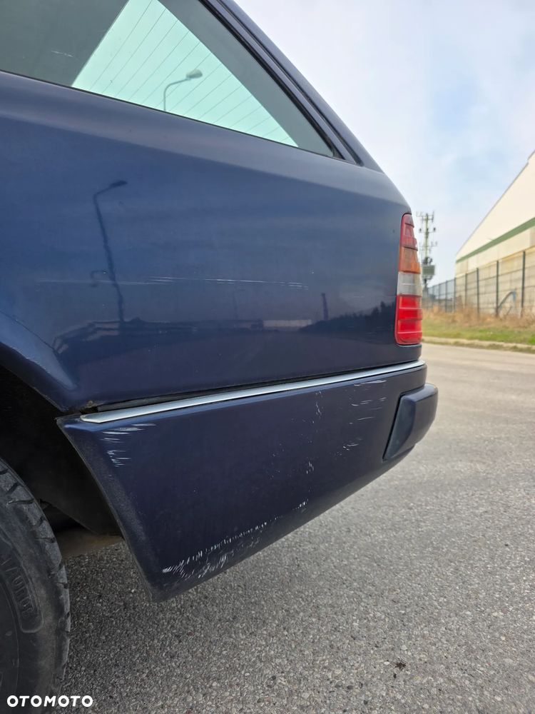 Mercedes-Benz W124 (1984-1993) - 21