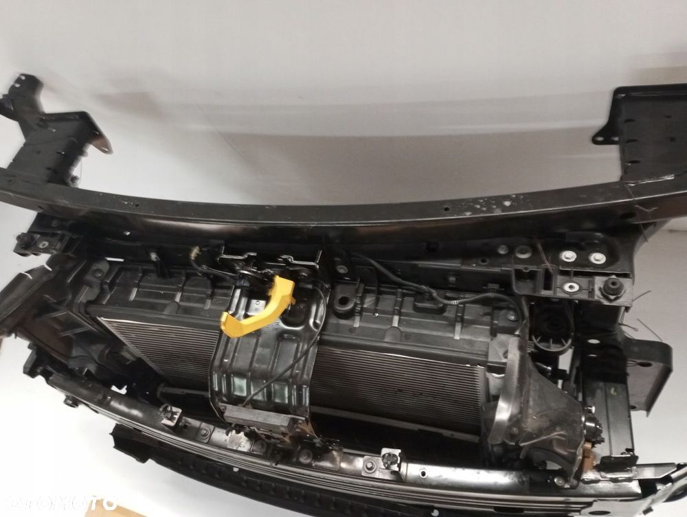 Pas przedni chłodnice RENAULT RAFALE 1,2i HYB - 4