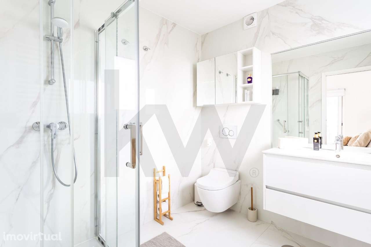 Moradia T4 de Arquitetura Moderna - Grande imagem: 4/25