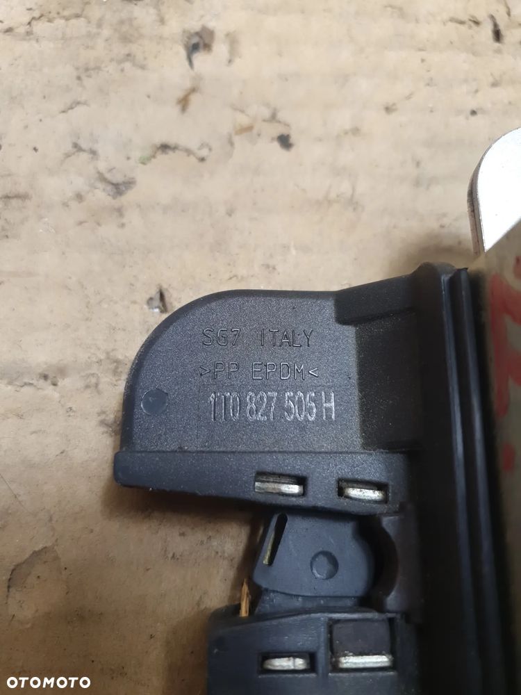 1T0827505 zamek tylnej klapy vw golf V 5 volkswagen - 3