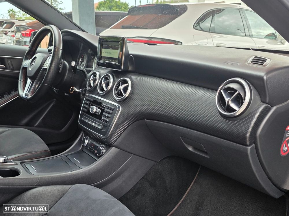 Mercedes-Benz A 220 CDi BE AMG Line Aut. - 14