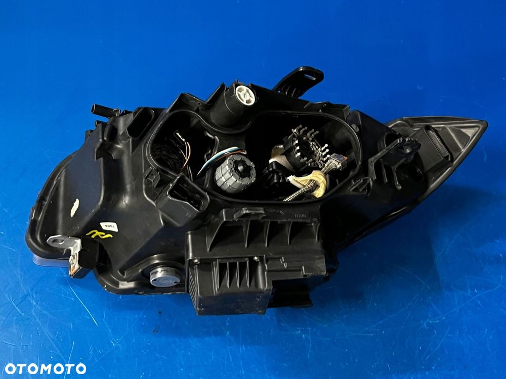 BI XENON BMW E81 E82 E87 DYNAMIC SKRETNA EUROPA - 9