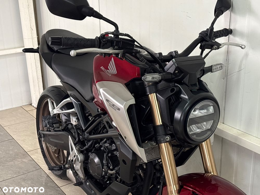 Honda CB - 10