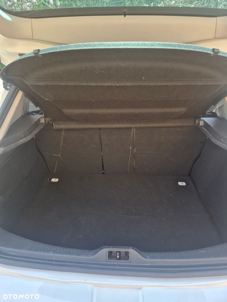 Renault Megane 1.2 16V TCe Bose EDC - 4