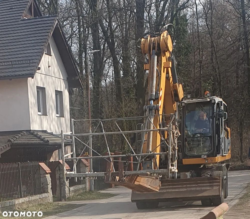 Liebherr A 916 - 3