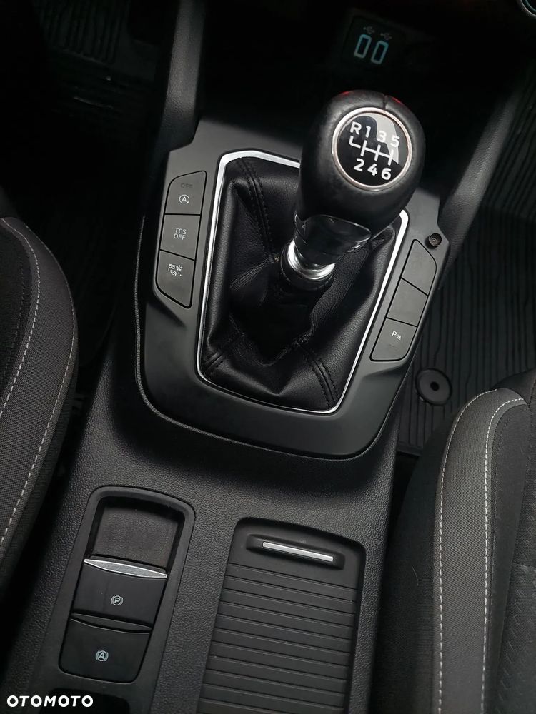 Ford Focus 1.5 EcoBlue Connected - 37